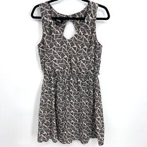 BY & BY Black Cream Geometric Print Sleeveless Elastic Waist Lightweight Dress